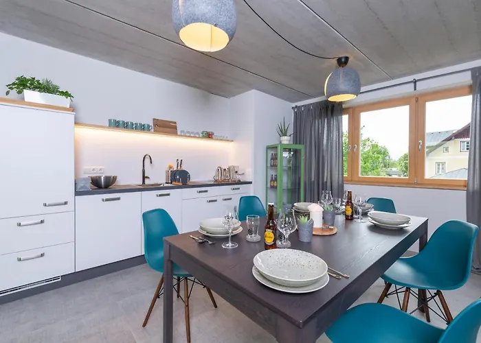 Girbl Bio - Lifestyle * Strobl